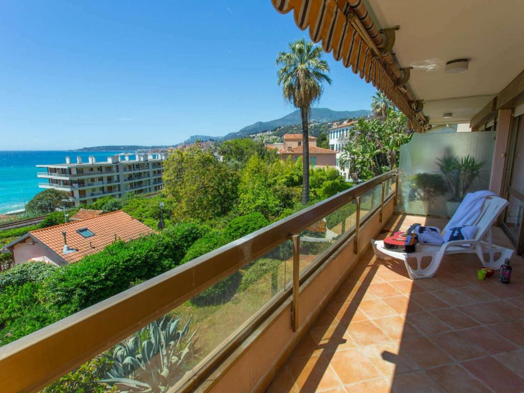 Appartement moderne avec terrasse, parking et WiFi - FR-1-196-178