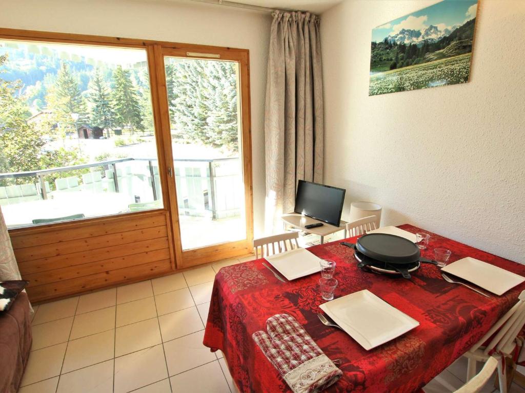 Appartement cosy avec piscine à 60m des pistes – 5 pers, parking privé, La Salle-les-Alpes. - FR-1-330F-73