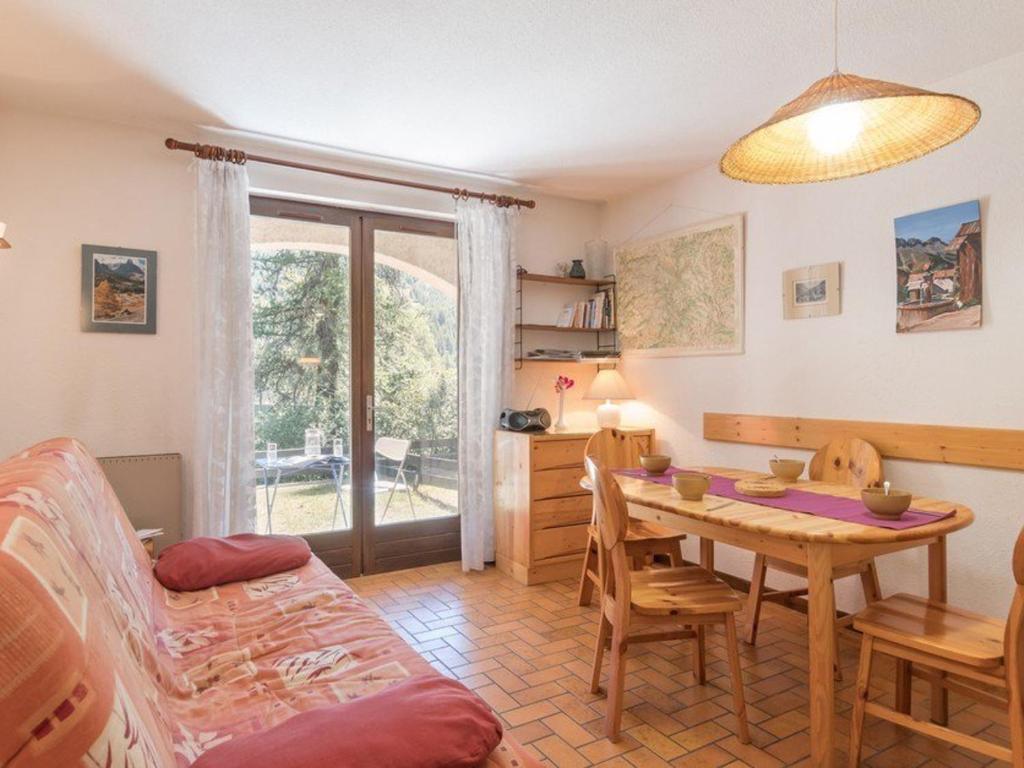 Monêtier Les Bains - Appartement 3 pièces avec jardin, rénové, proche Grands Bains - FR-1-330F-75