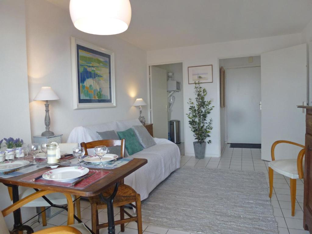 Apartment l'Amiral by Interhome