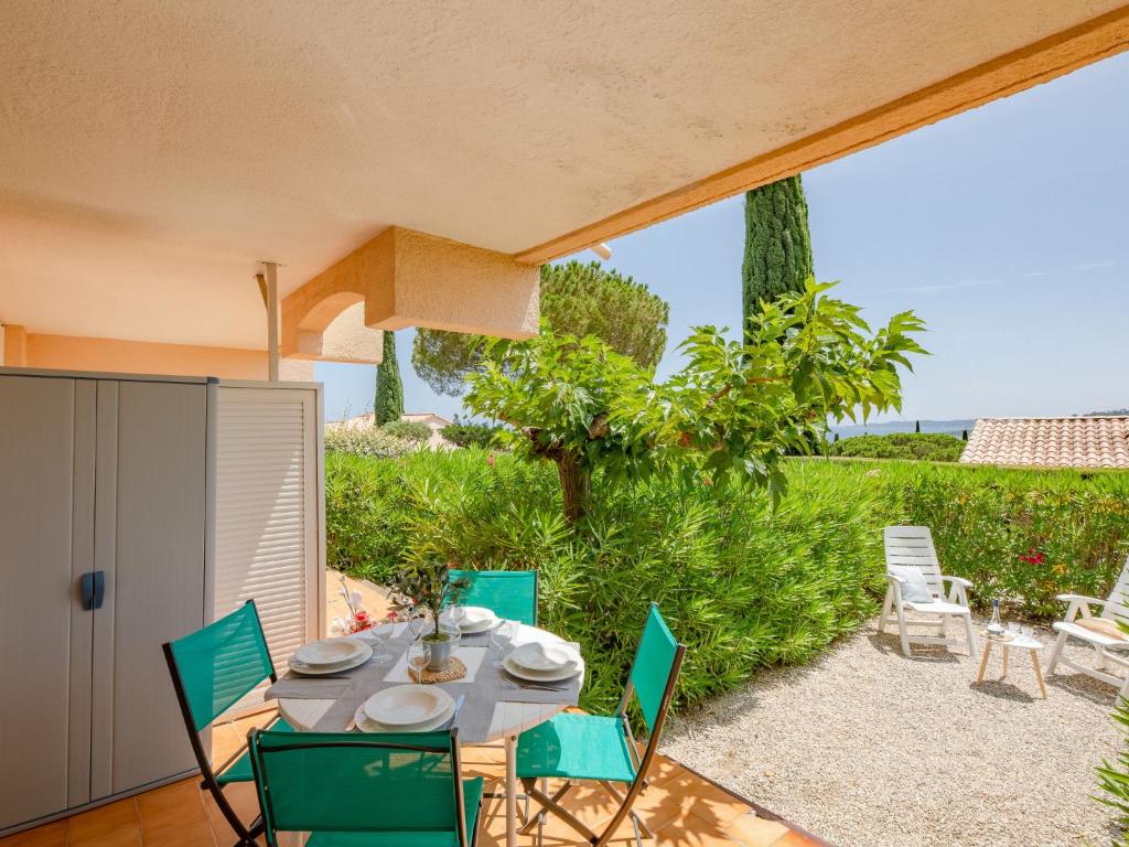 Apartment Les Coteaux de la Nartelle-22 by Interhome