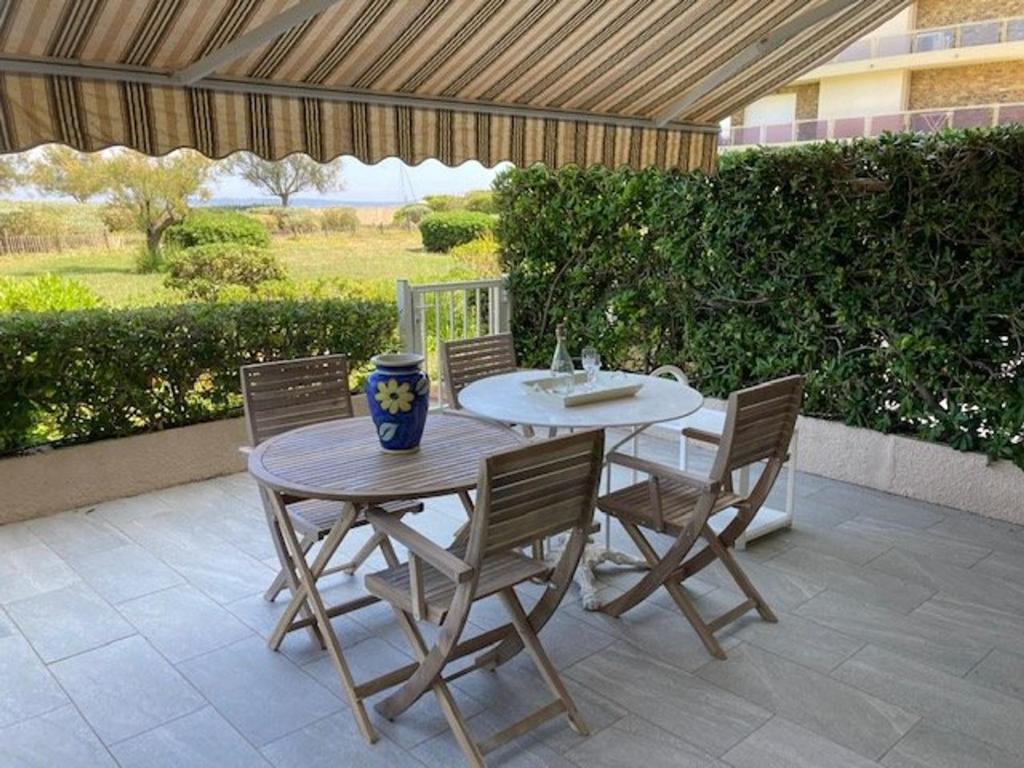Appartement climatisé en bord de mer, Le Lavandou - FR-1-308-181