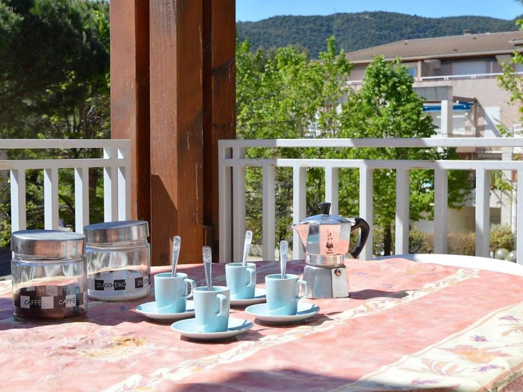 Appartement Duplex avec Terrasse, 2 Chambres, Parking Privé à 2 Min de la Plage - FR-1-251-569