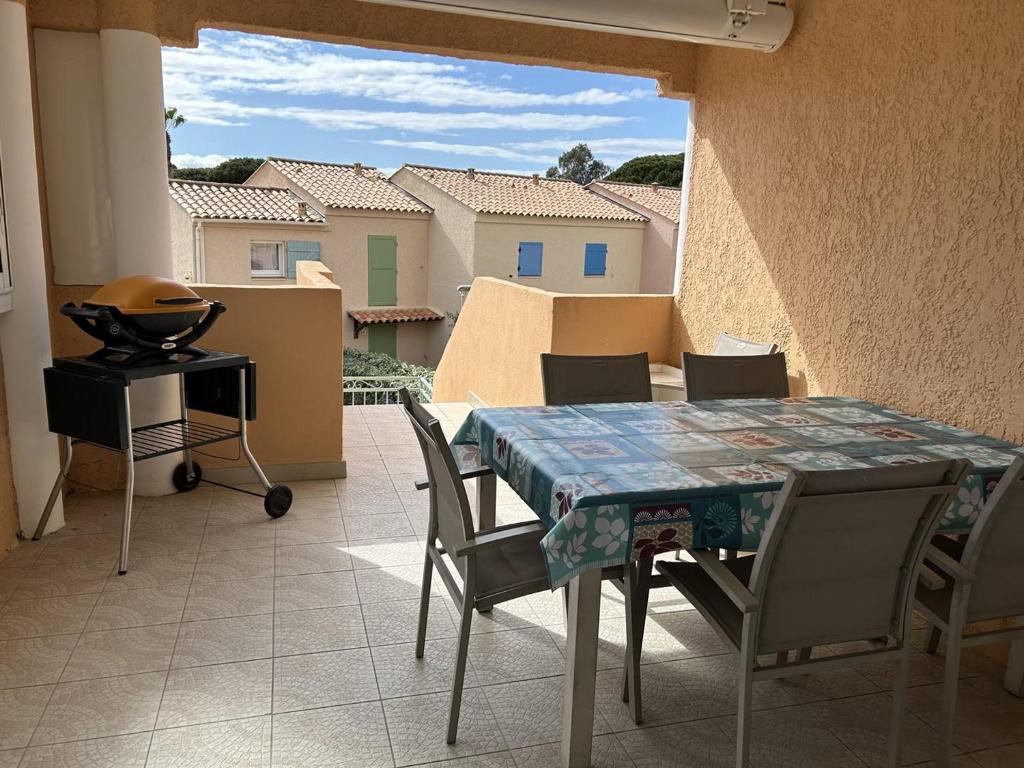 Appartement Duplex 3P, 6 Couchages, Proche Plage, Parking, Télévision, Balcon, Ménage Inclus - FR-1-251-722
