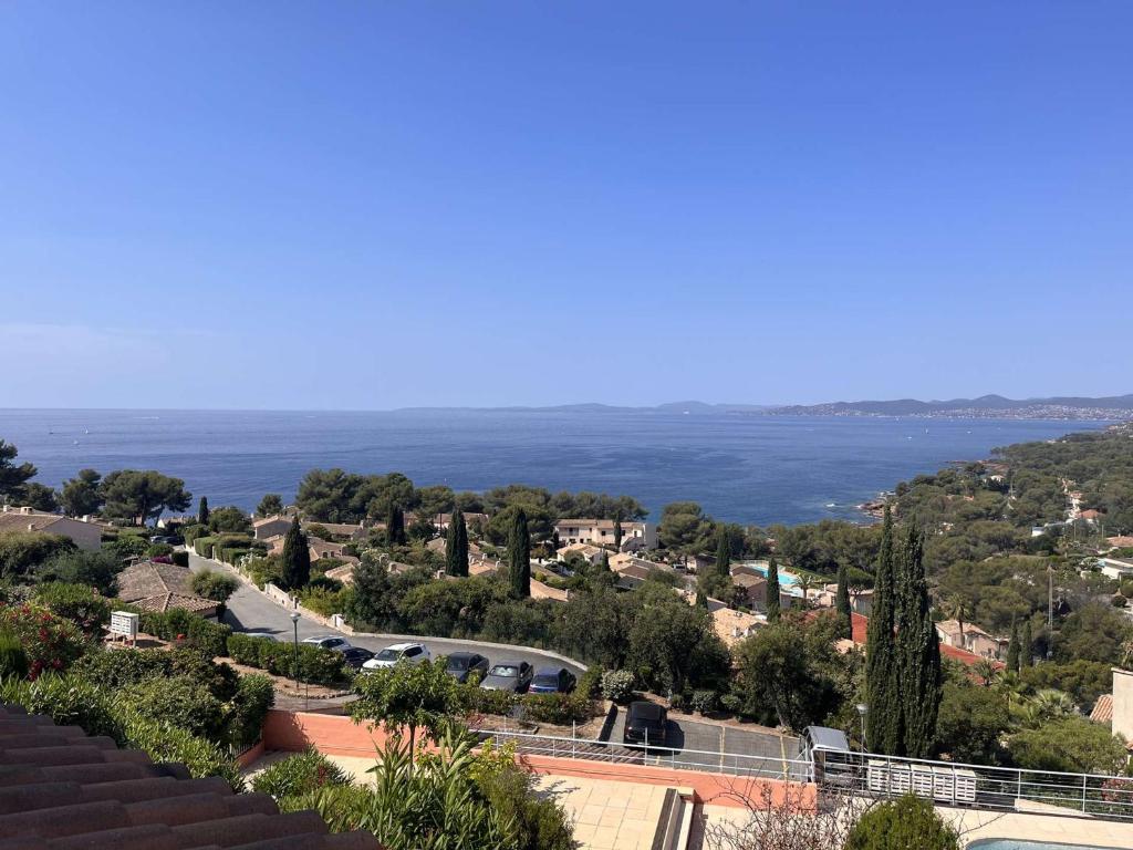 Studio/Mezzanine avec Terrasse et Piscine - Saint-Raphaël - FR-1-226A-163