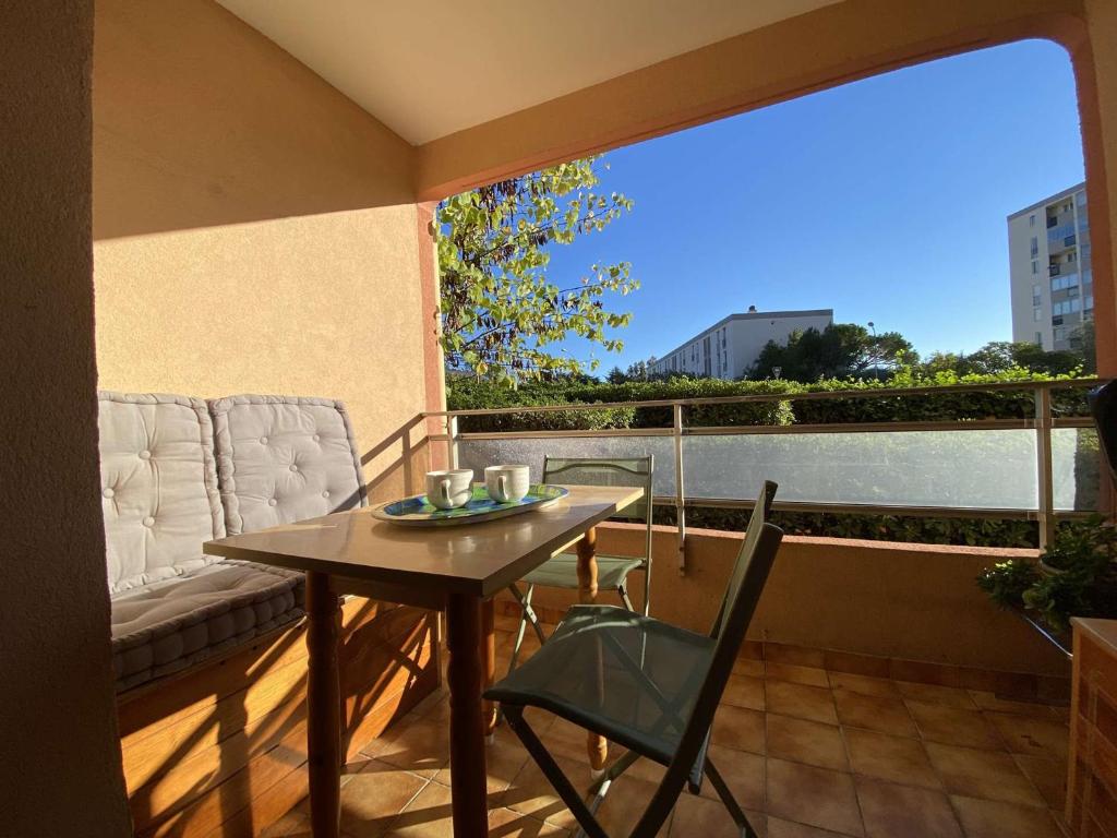 Appartement T2 Cabine avec Terrasse, Proche Centre et Mer, Sainte-Maxime - FR-1-226-500