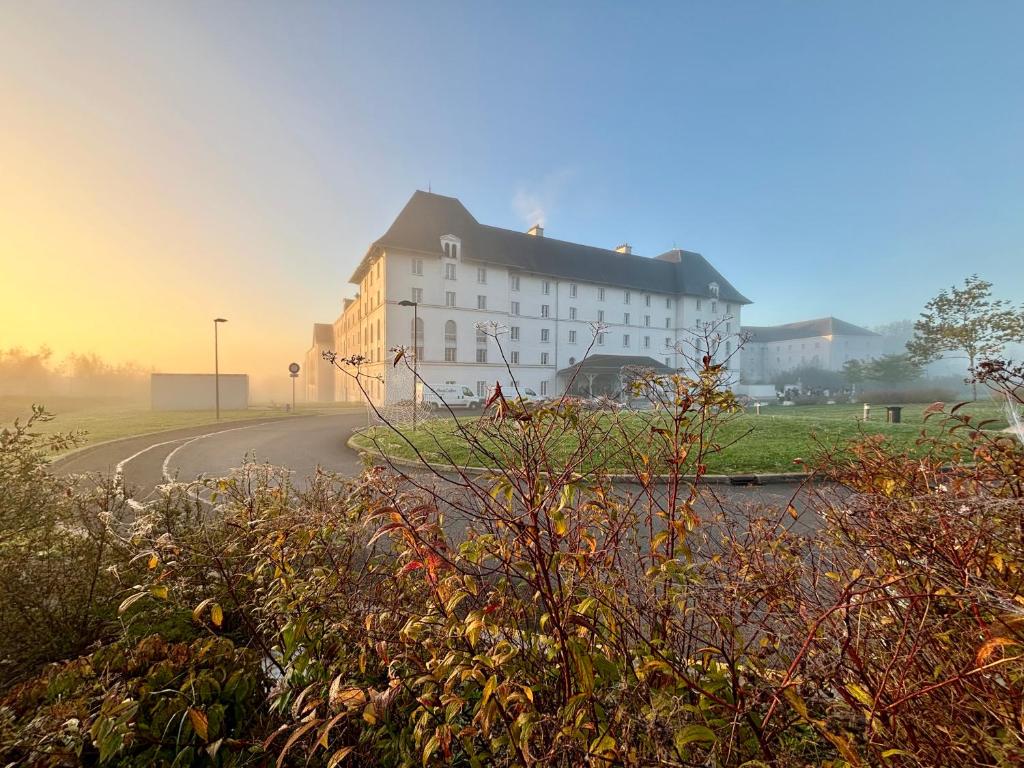 B&B HOTEL près de Disneyland Paris