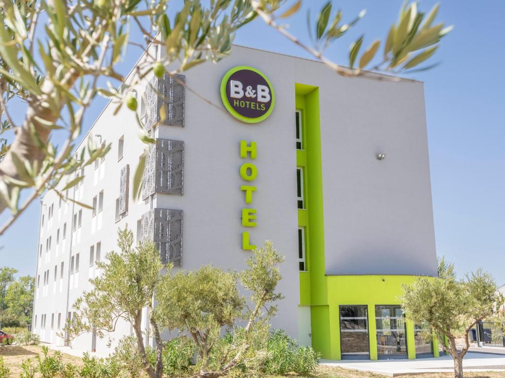 B&B HOTEL Saint-Martin-de-Crau Alpilles Camargue