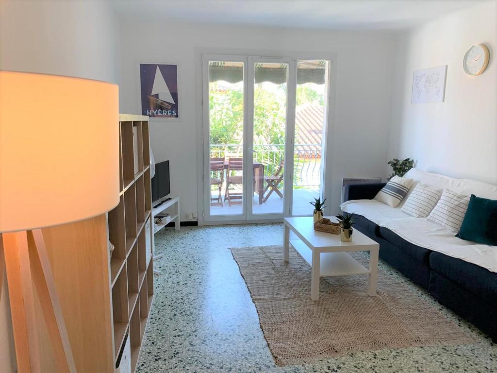 Beaux appartements 3 pièces avec espaces extérieurs et parking - proche plage