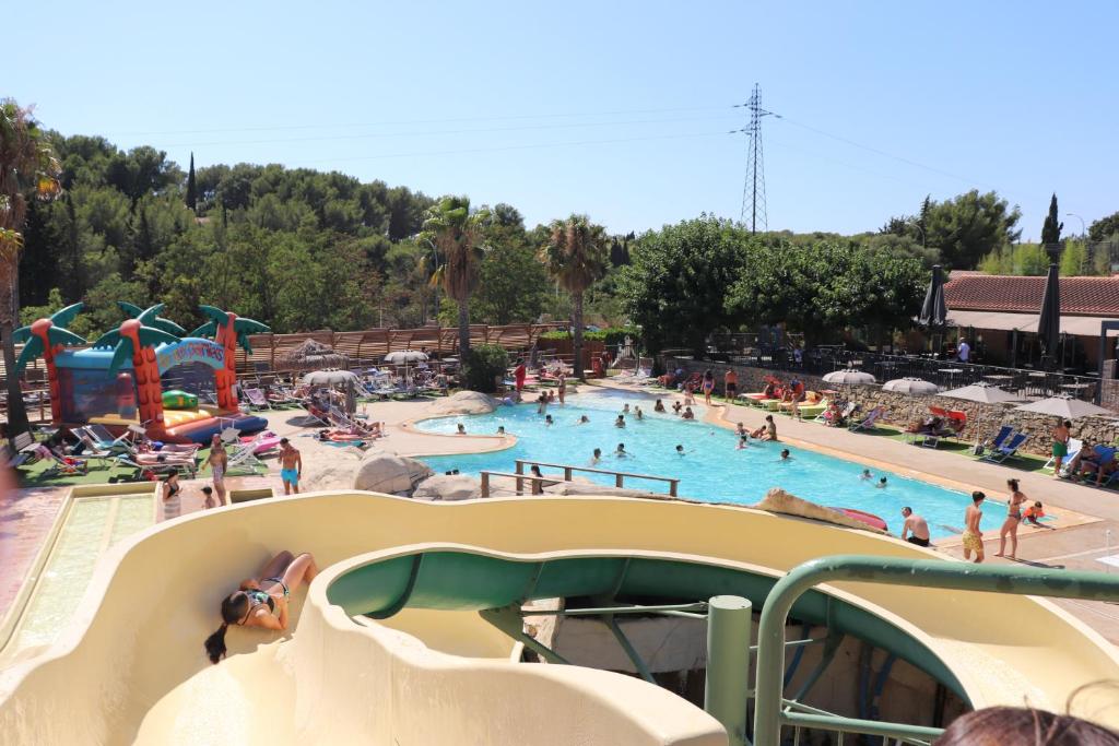 Camping Mas De Pierredon