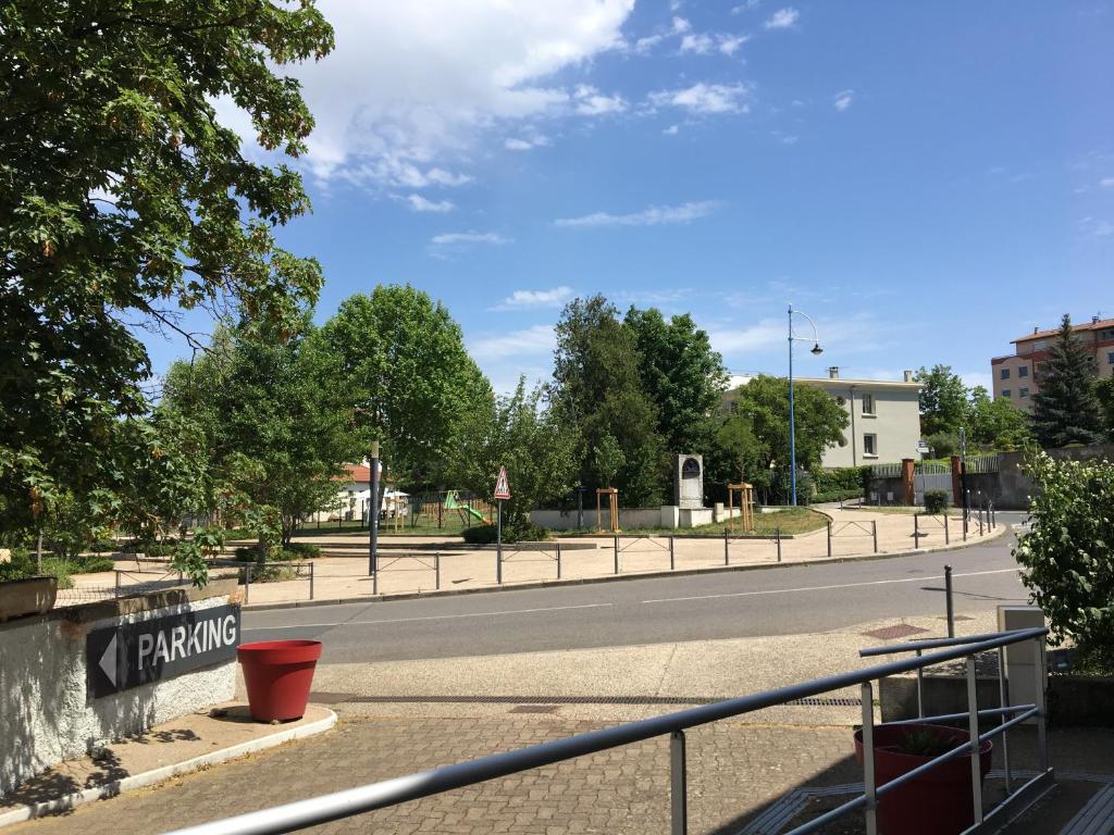 Hotel Val De Saone Lyon Caluire Rillieux