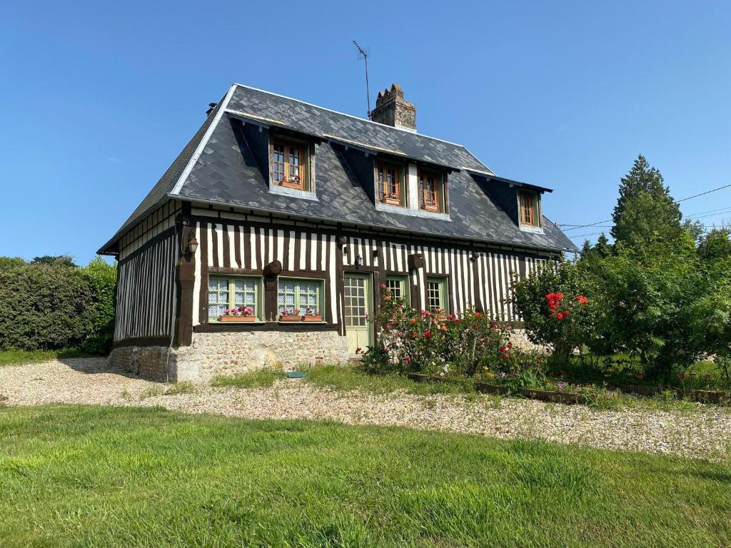 Lovely Norman half-timbered house, Manneville La Raoult