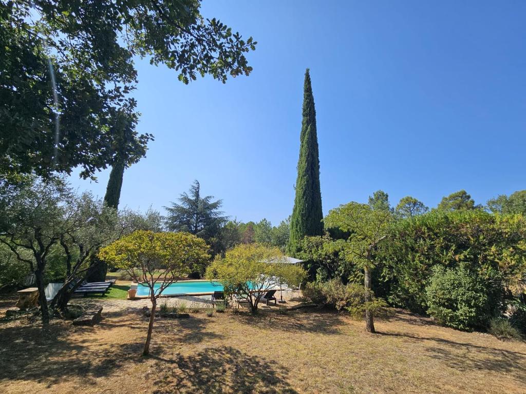Joli mas "Rêve de lune" en plein coeur du Luberon