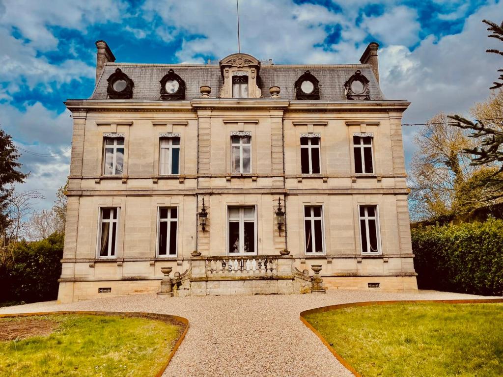 Le Grand Manoir d'Aleksandr