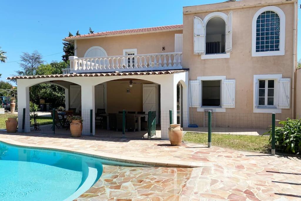 Villa du bonheur maison avec piscine