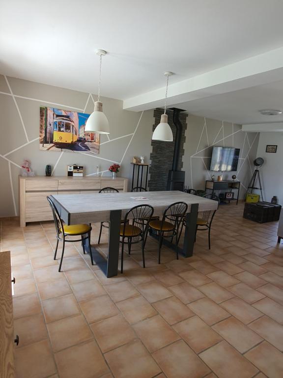 villa familiale avec spa et sauna