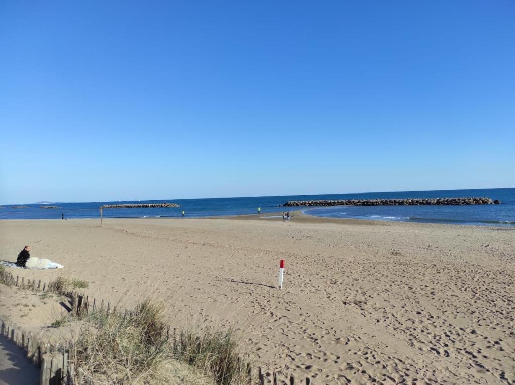 MAISON VALRAS PLAGE