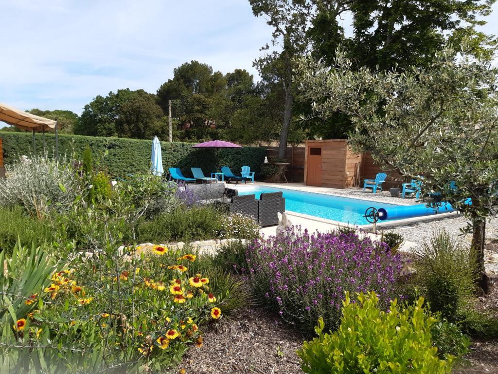 gîte neuf " L'oustaou du clos "classé 2 étoiles à Vaison la romaine