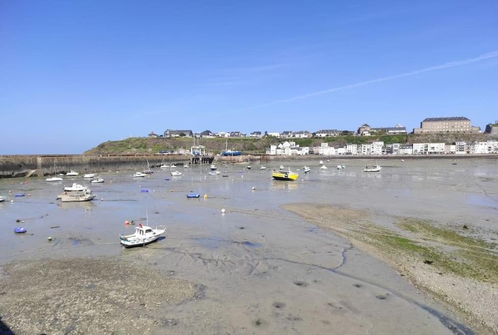 Studio avec vue sur mer à Granville. Plage à 3 min