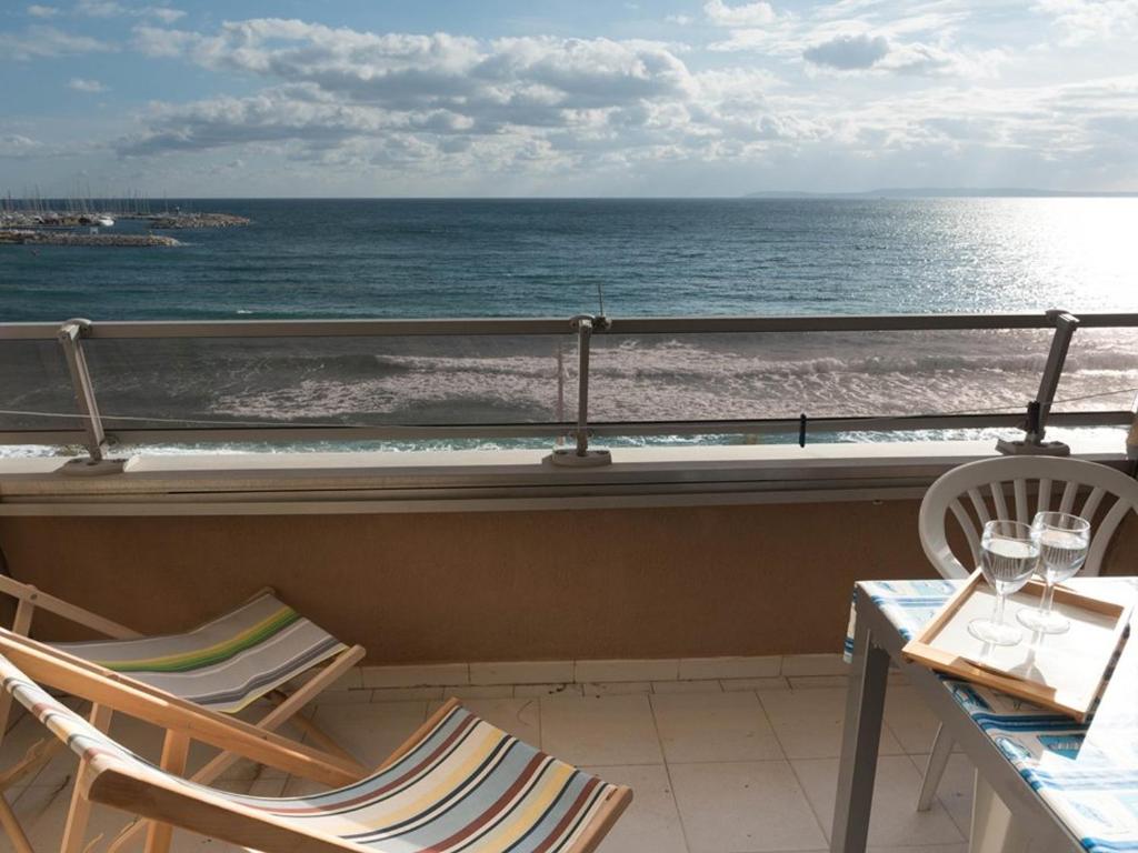 Studio cabine 4 pers, plage, centre, parking - FR-1-803-35