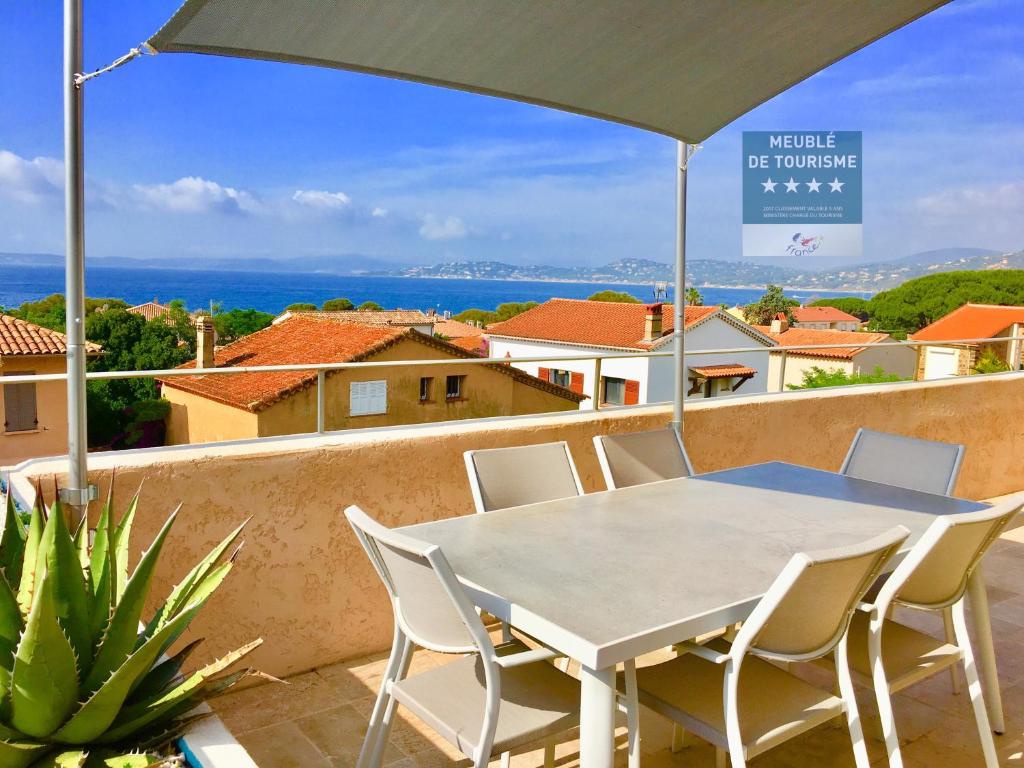 Appartement avec splendide vue mer, à 200 m de la plage, Golfe de Saint-Tropez