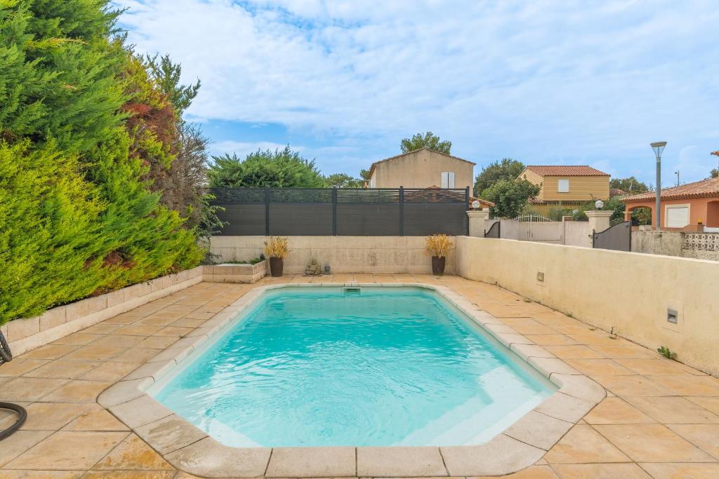 Villa Avec Piscine Et Jacuzzi Entre